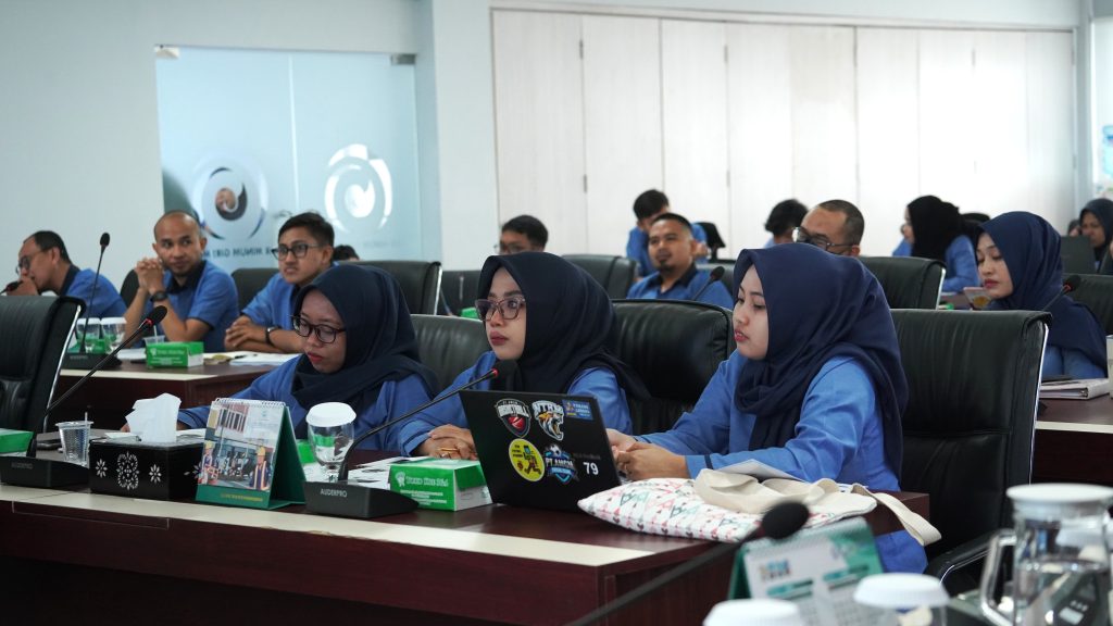 Suasana simulasi audit internal ISO 19011:2026 oleh peserta pelatihan.